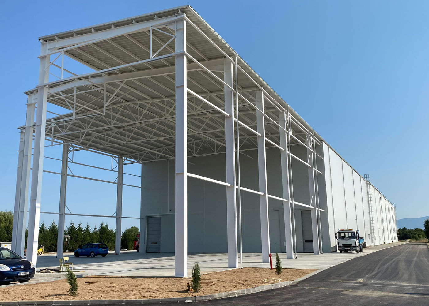 Fire-protected industrial steel structure