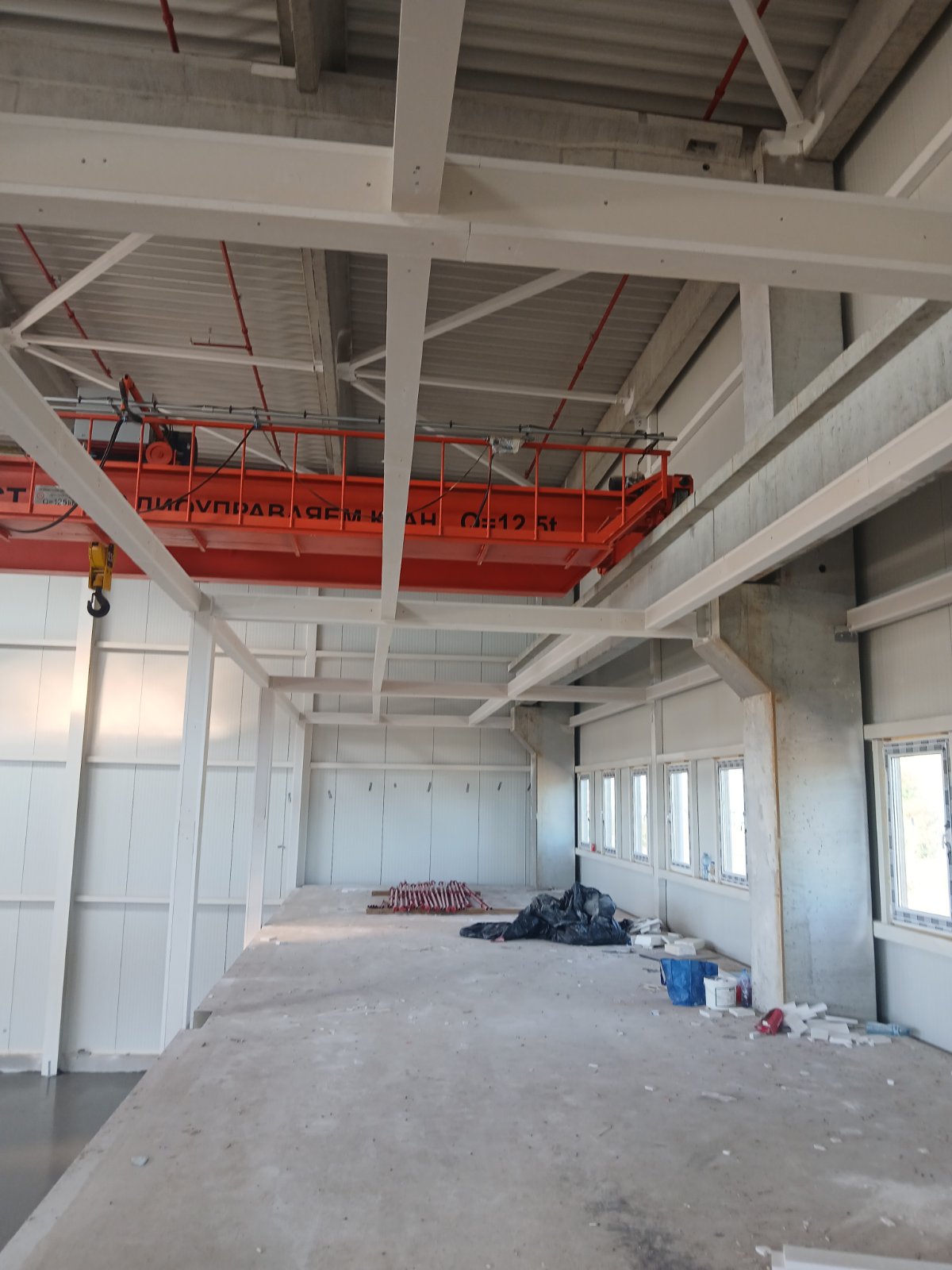 TECBOR board protection in a locomotive maintenance hall in Svetovrachane
